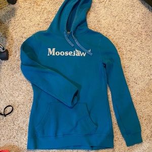 Moosejaw sweathsirt